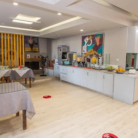 Otel Pegasos Nikiana