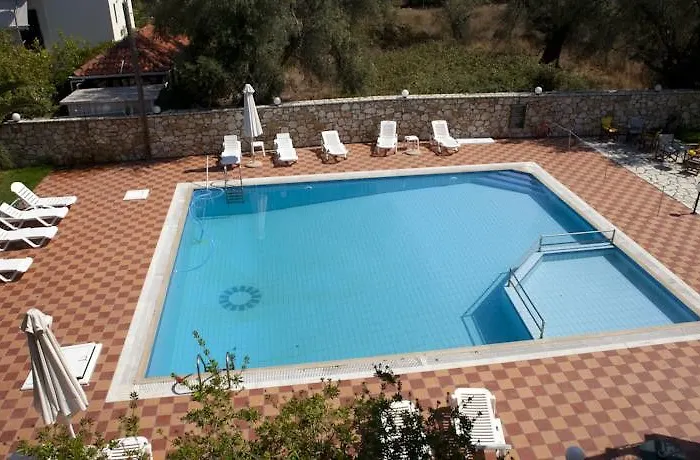 Pegasos Hotell Nikiana